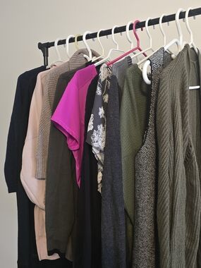Bundle Of 12 Womens Shirt & Sweaters - LARGE - Loft, GAP, Rickis, Calvin Klein